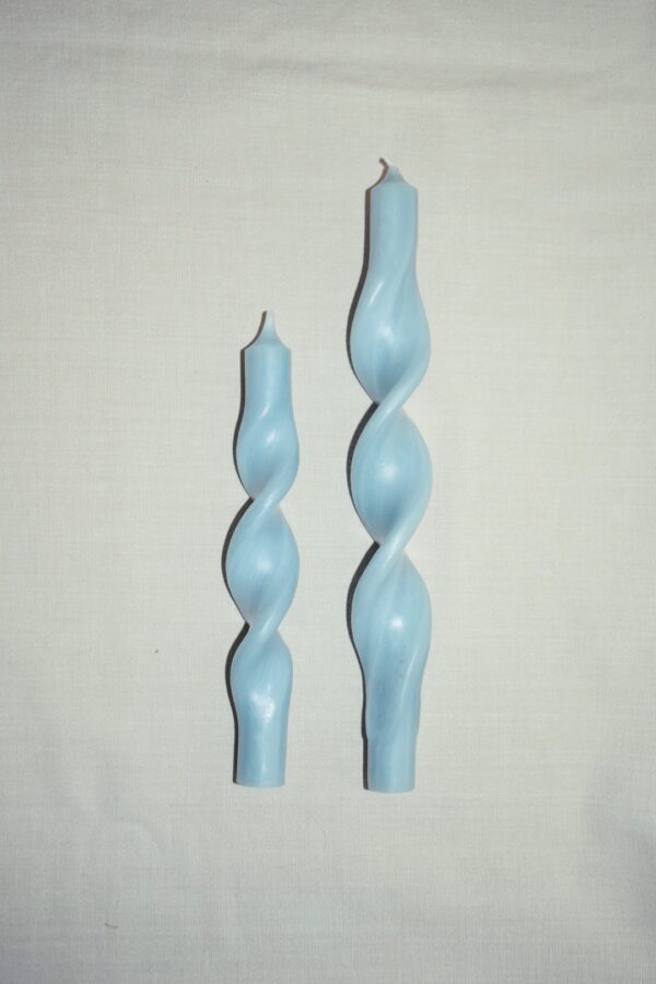 Twisted candle | light blue