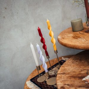 Twisted candle | red