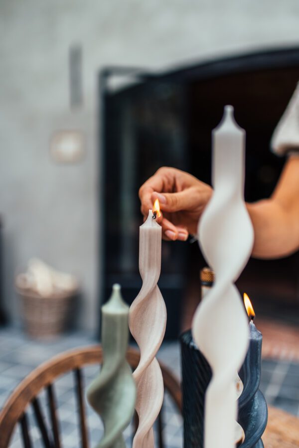 Setje twisted candles | 29 cm - Afbeelding 4