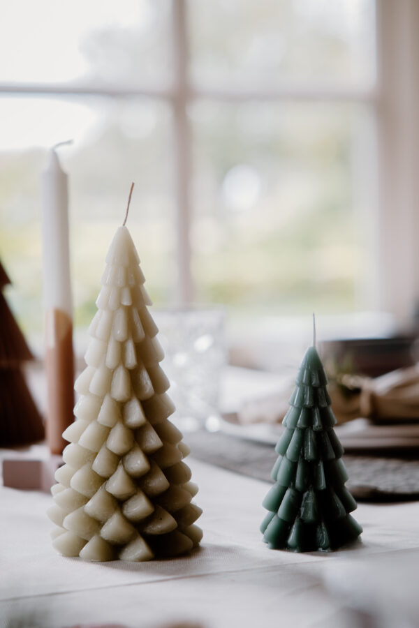 Kerstboom kaars groot | Eucalyptus - Afbeelding 2