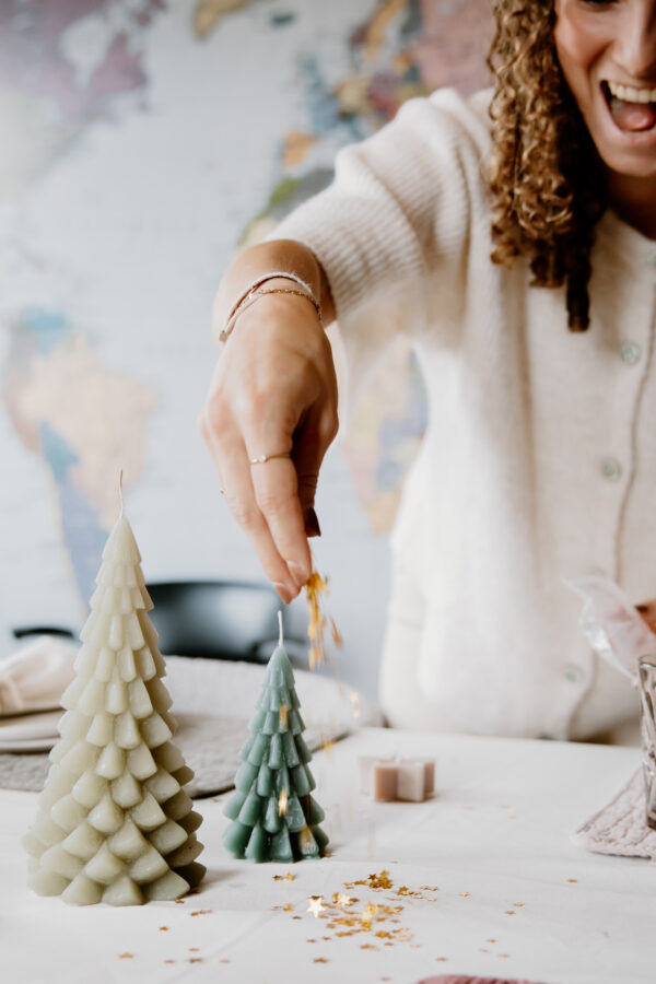 Kerstboom kaars groot | Eucalyptus - Afbeelding 3